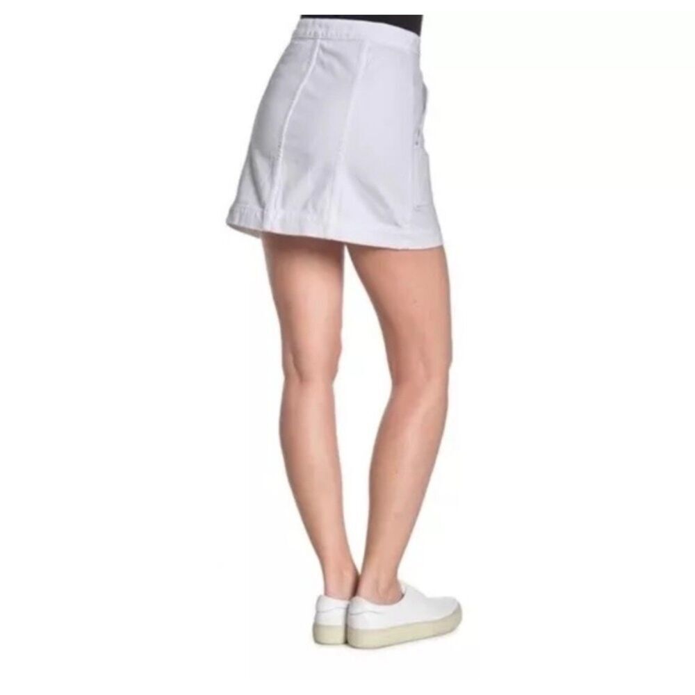 Veronica Beard Getty Cargo Mini Skirt Button Front Denim Size 4 White NWT - Picture 2 of 11